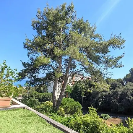 Studio Avec Terrasse Ensoleillee Et Piscine 公寓 *